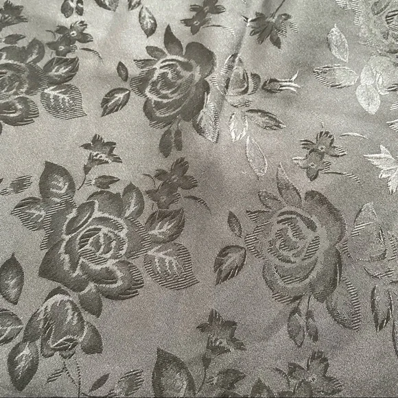 VTG STUDIO HOLT RENFREW Black Flower Pattern Skirt - Picture 2 of 5